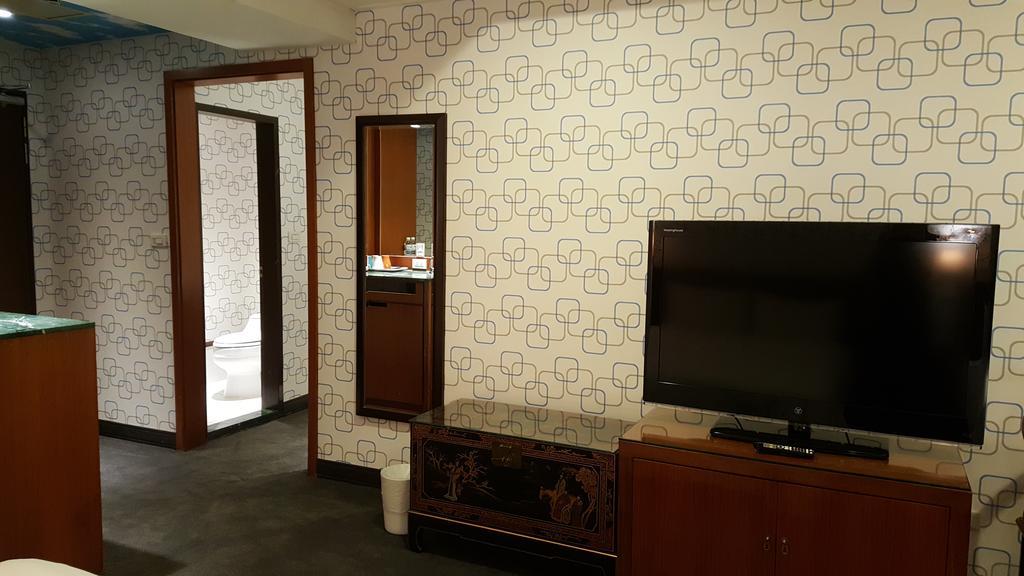 Hondow Hotel Тайпей Екстериор снимка