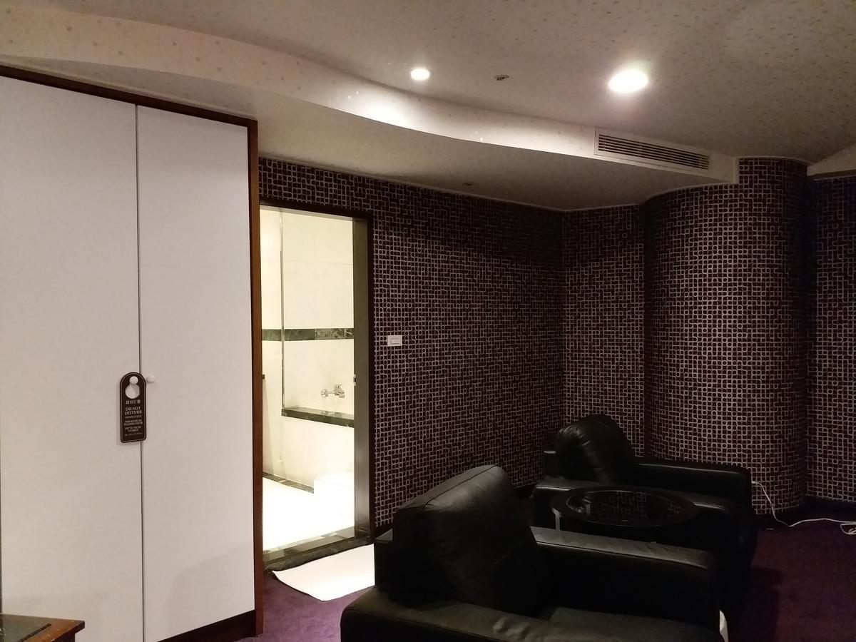 Hondow Hotel Тайпей Екстериор снимка