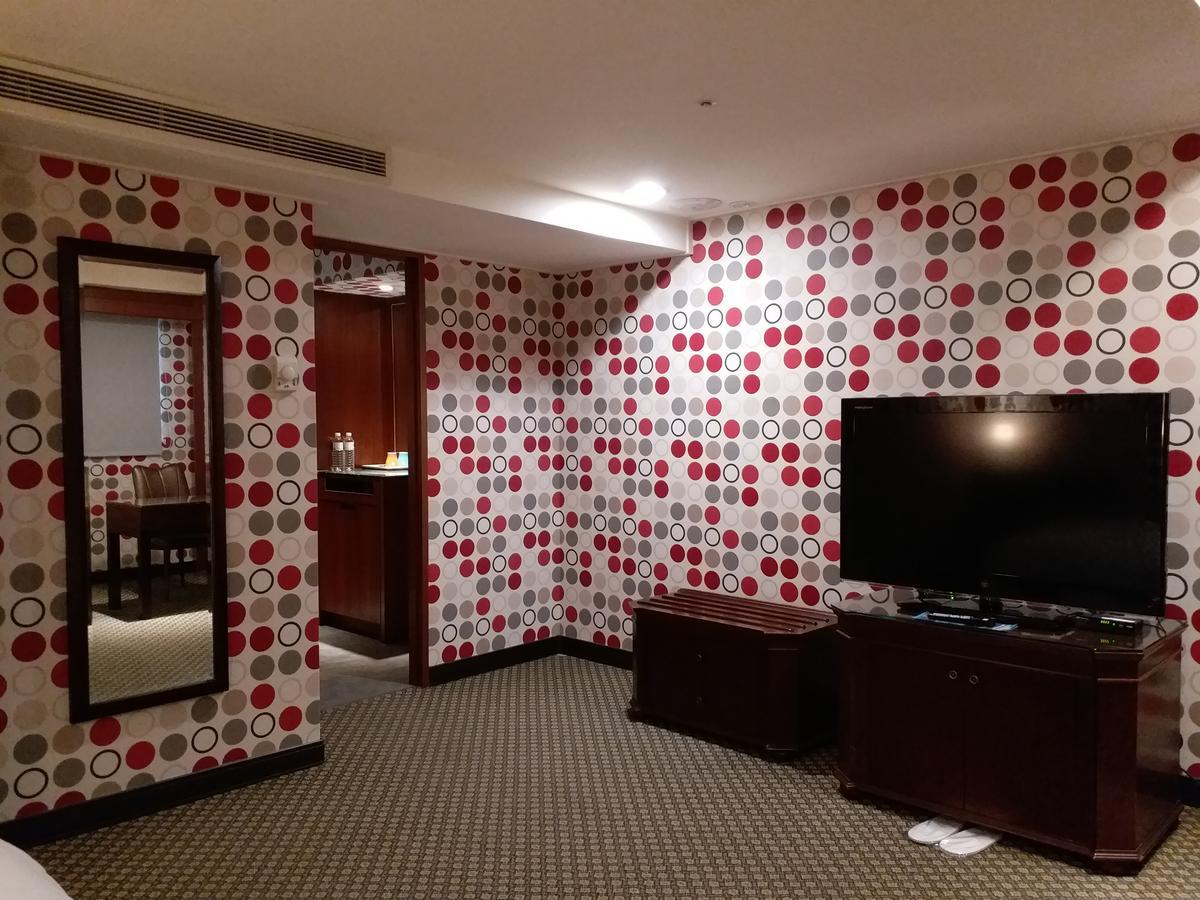 Hondow Hotel Тайпей Екстериор снимка